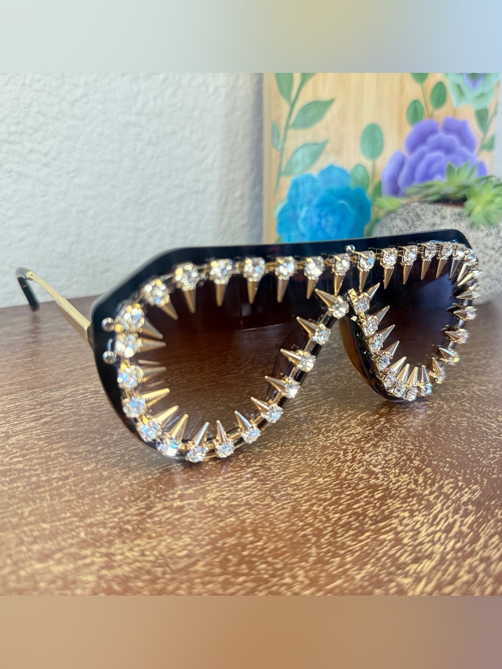 Sunglasses - Rocker Ice Fun Shades - Picture 2 of 16